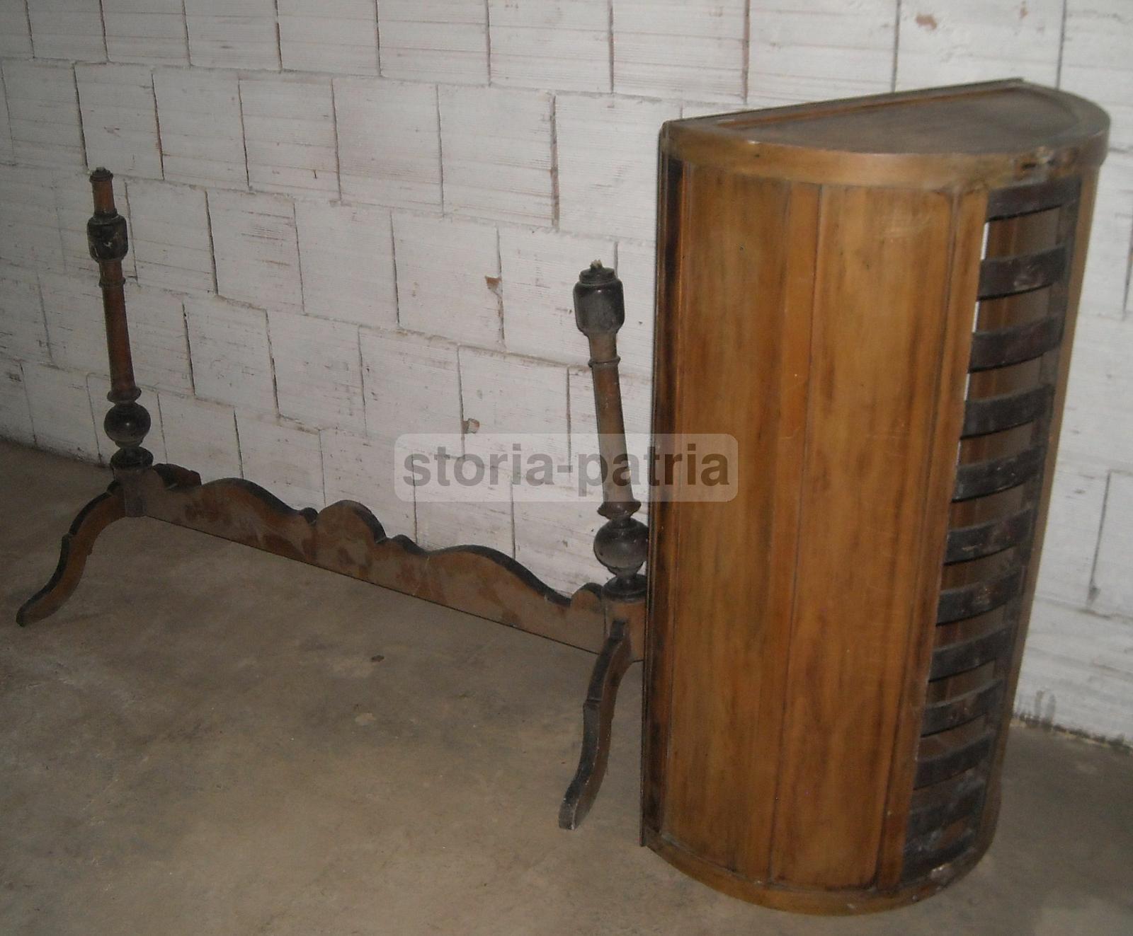 Antica Ebanisteria, Inusuale Culla In Legno, Per Bambini, Decorativa, Da Restaurare immagine 1