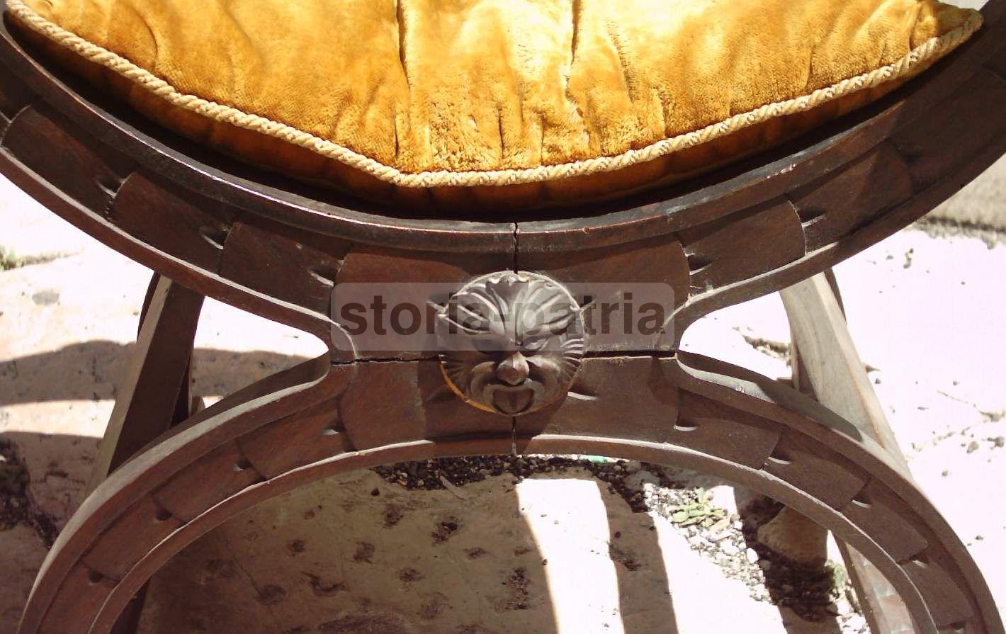 Antica Ebanisteria, Pregevoli Intagli, Decorativa Sedia, Ovunque Collocabile, Utile immagine 2