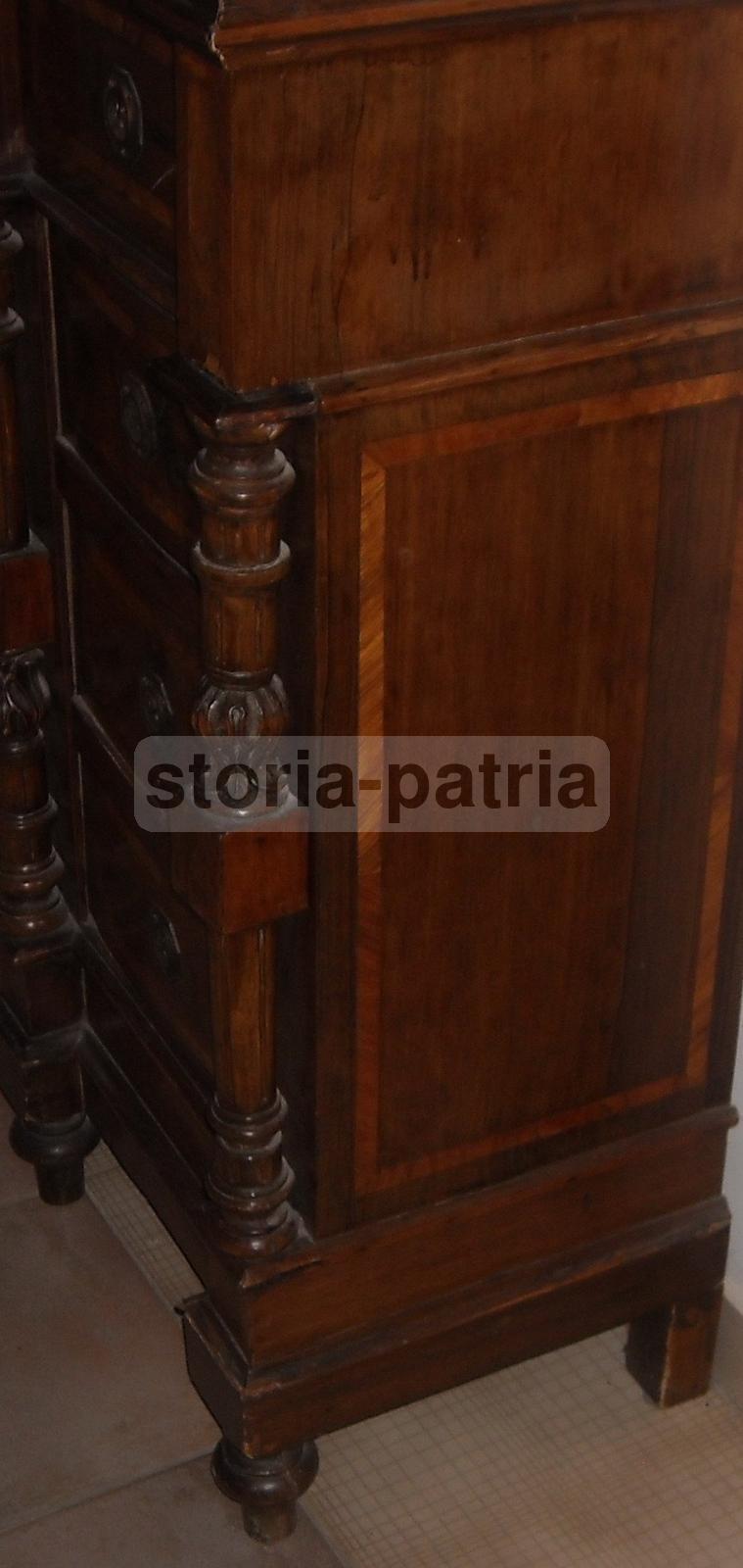 Antico Mobile, Utilissimo Comodino, Pregevole Ebanisteria, Impiallacciatura, Intarsi immagine 8