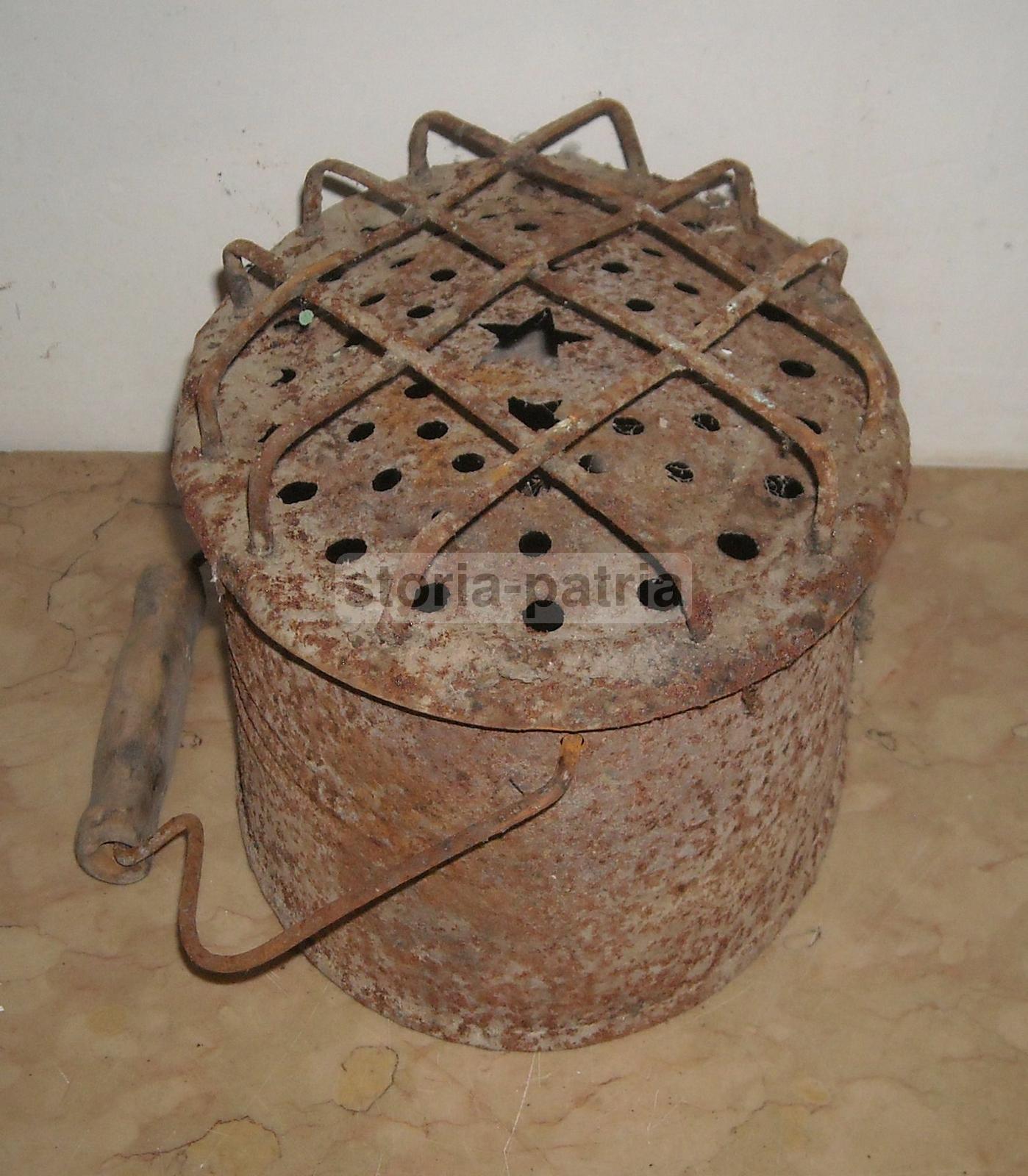 Artigianato Del Ferro, Antico Scaldaletto, Coperchio Traforato, Oggetto Folklorico immagine 3