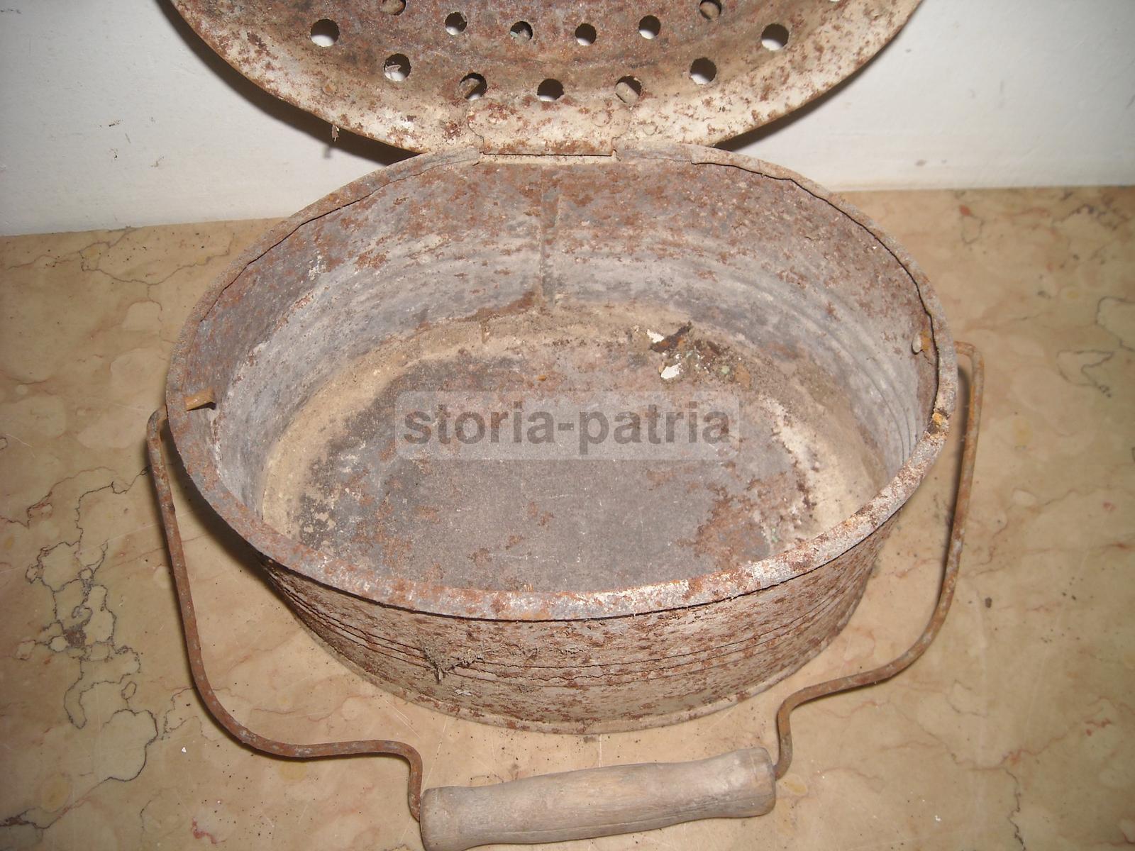 Artigianato Del Ferro, Antico Scaldaletto, Coperchio Traforato, Oggetto Folklorico immagine 9