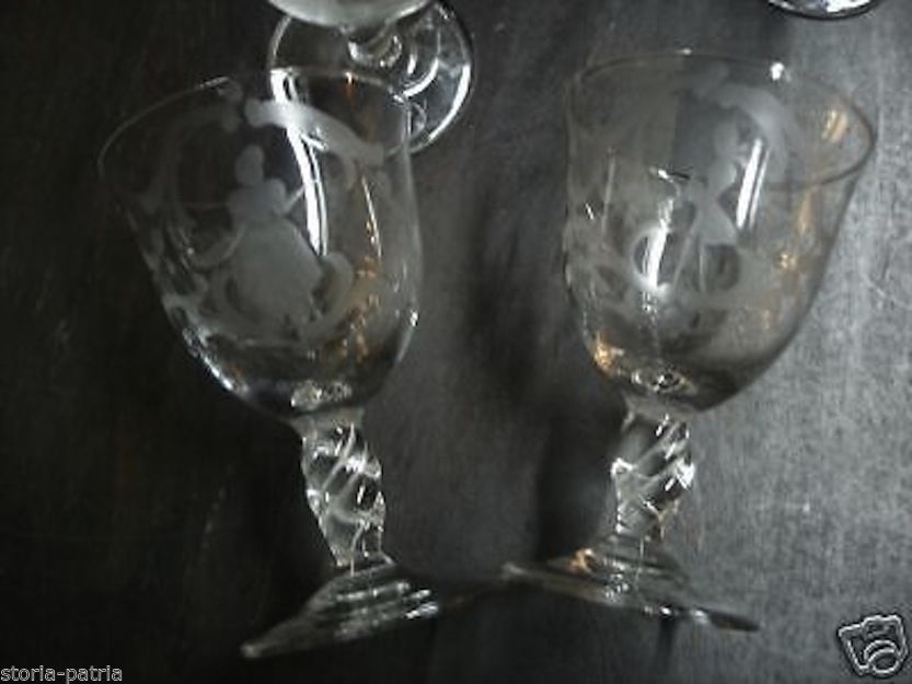 Bellissimi Bicchieri A Calice, Incisioni Figurate, Da Collezione, d'Epoca immagine 1