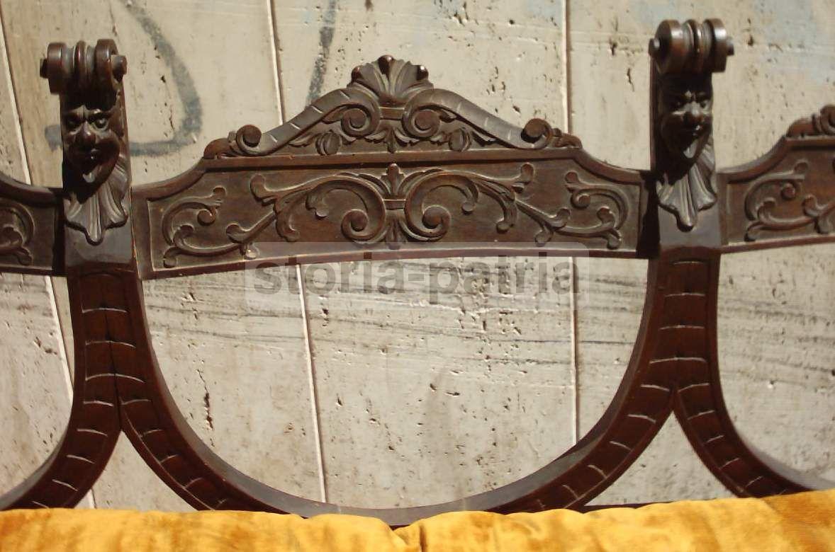 Decorativo Antico Divano, In Legno Con Artistici Intagli, Collocabile Ovunque immagine 4
