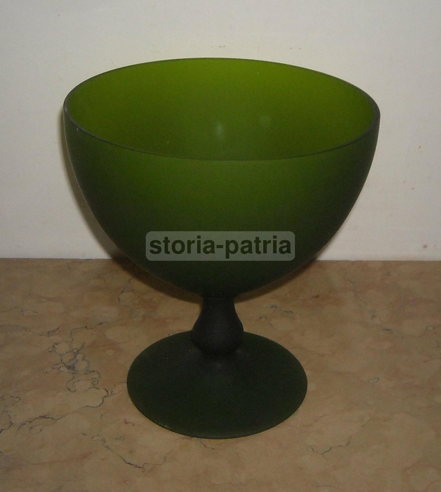 Design Italiano Del Novecento, Vetro Verde Da Collezione, Bella E Decorativa Coppa immagine 1