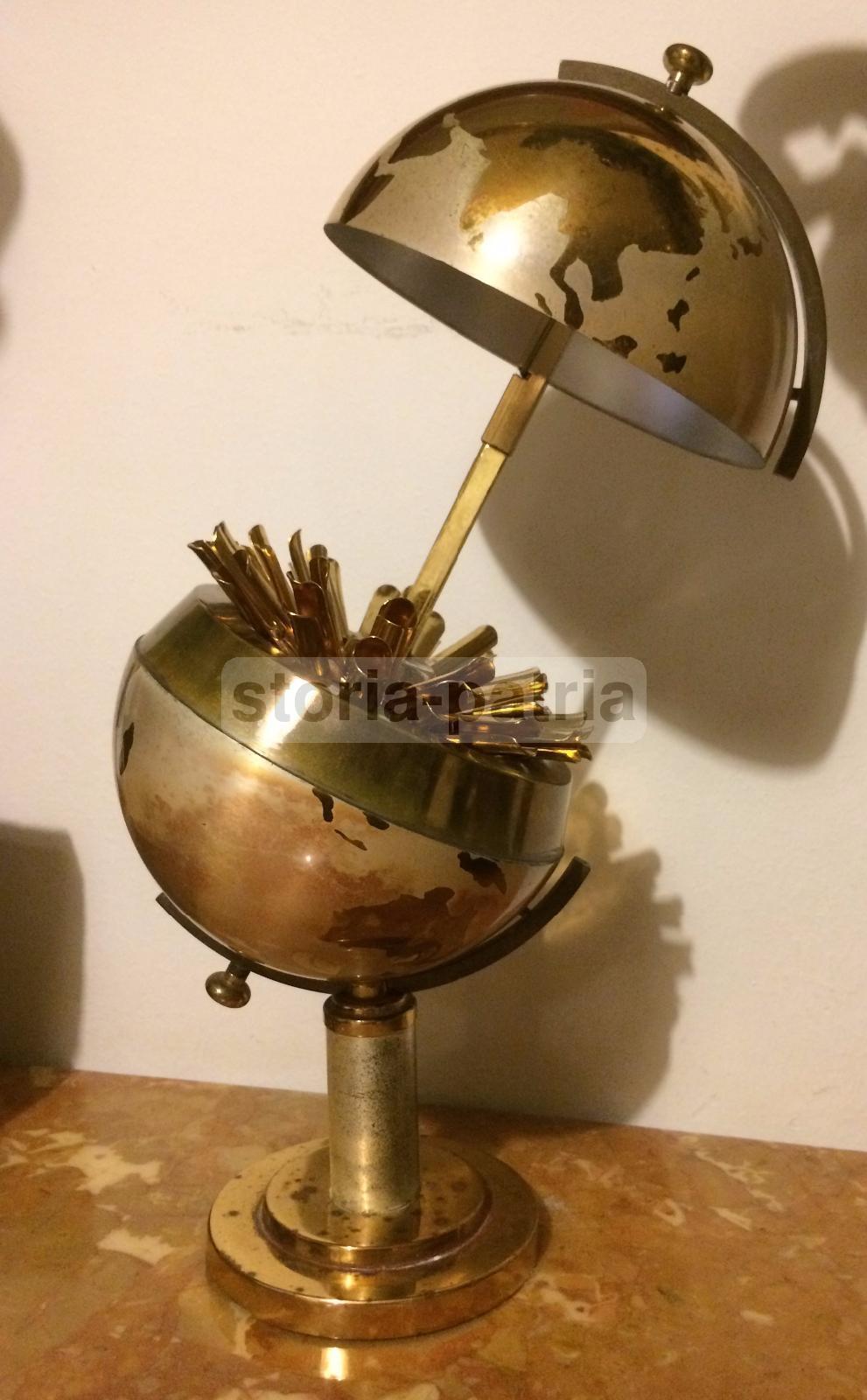 Globo Terrestre, Mappamondo, Cartografia, Decorativo Soprammobile, Fumo, Sigarette immagine 10