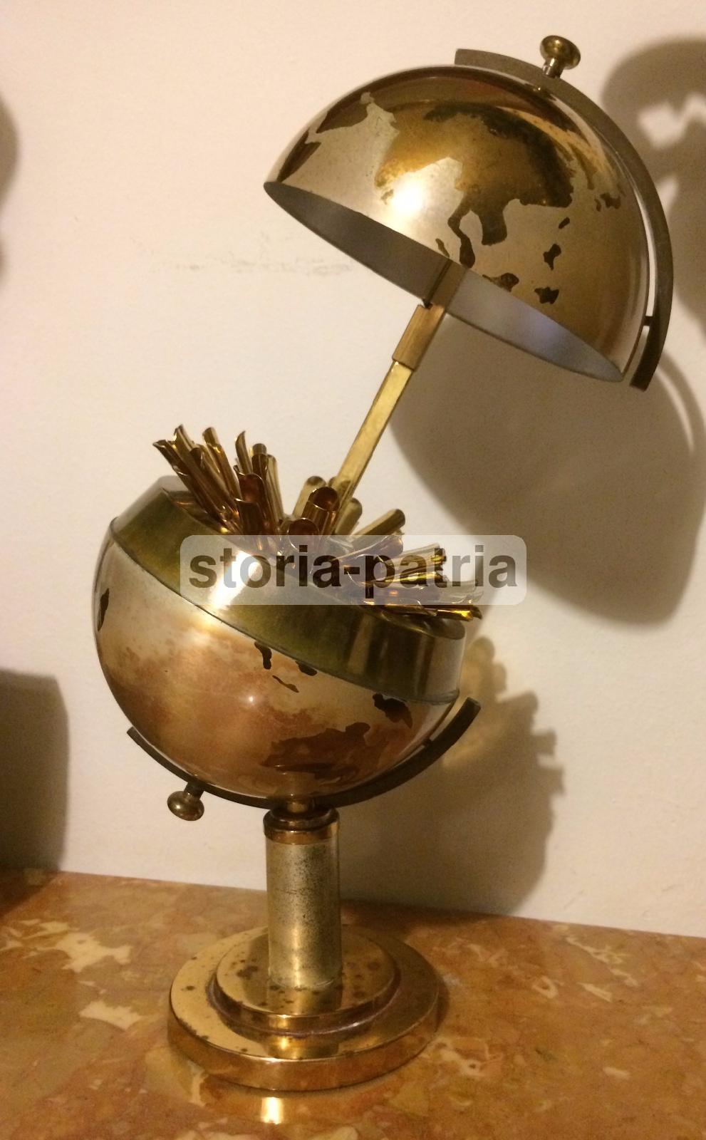 Globo Terrestre, Mappamondo, Cartografia, Decorativo Soprammobile, Fumo, Sigarette immagine 24