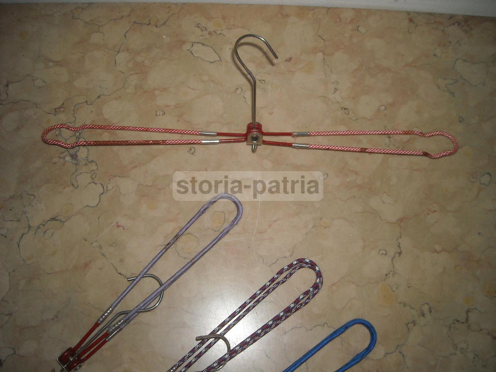 Moda, Abbigliamento, Inusuale Astuccio Da Viaggio, Grucce Per Abiti, Coloratissime immagine 9