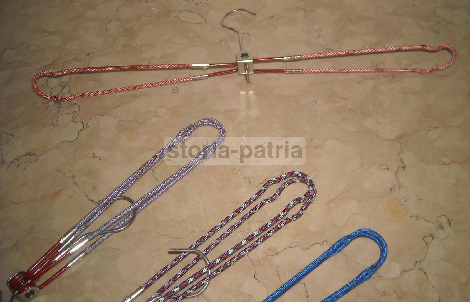 Moda, Abbigliamento, Inusuale Astuccio Da Viaggio, Grucce Per Abiti, Coloratissime immagine 11