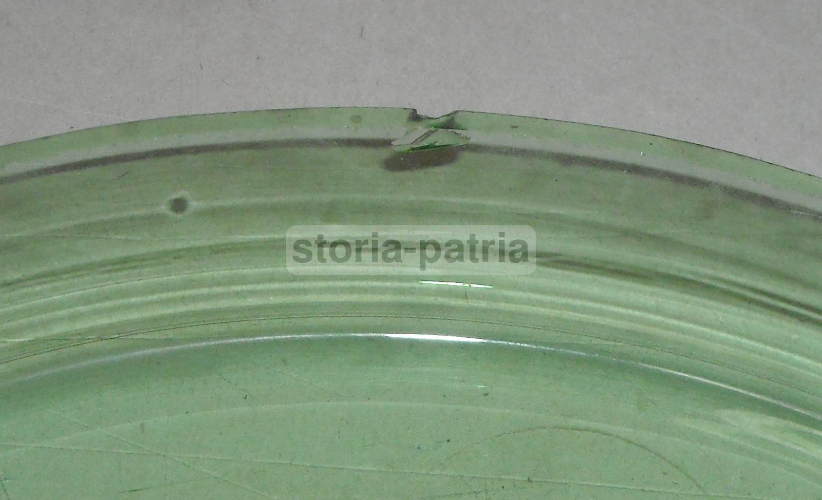 Soprammobili d'Epoca, Vetri Da Tavola, Servizio Decorativo, Vetro Verde, Bicchierini immagine 5