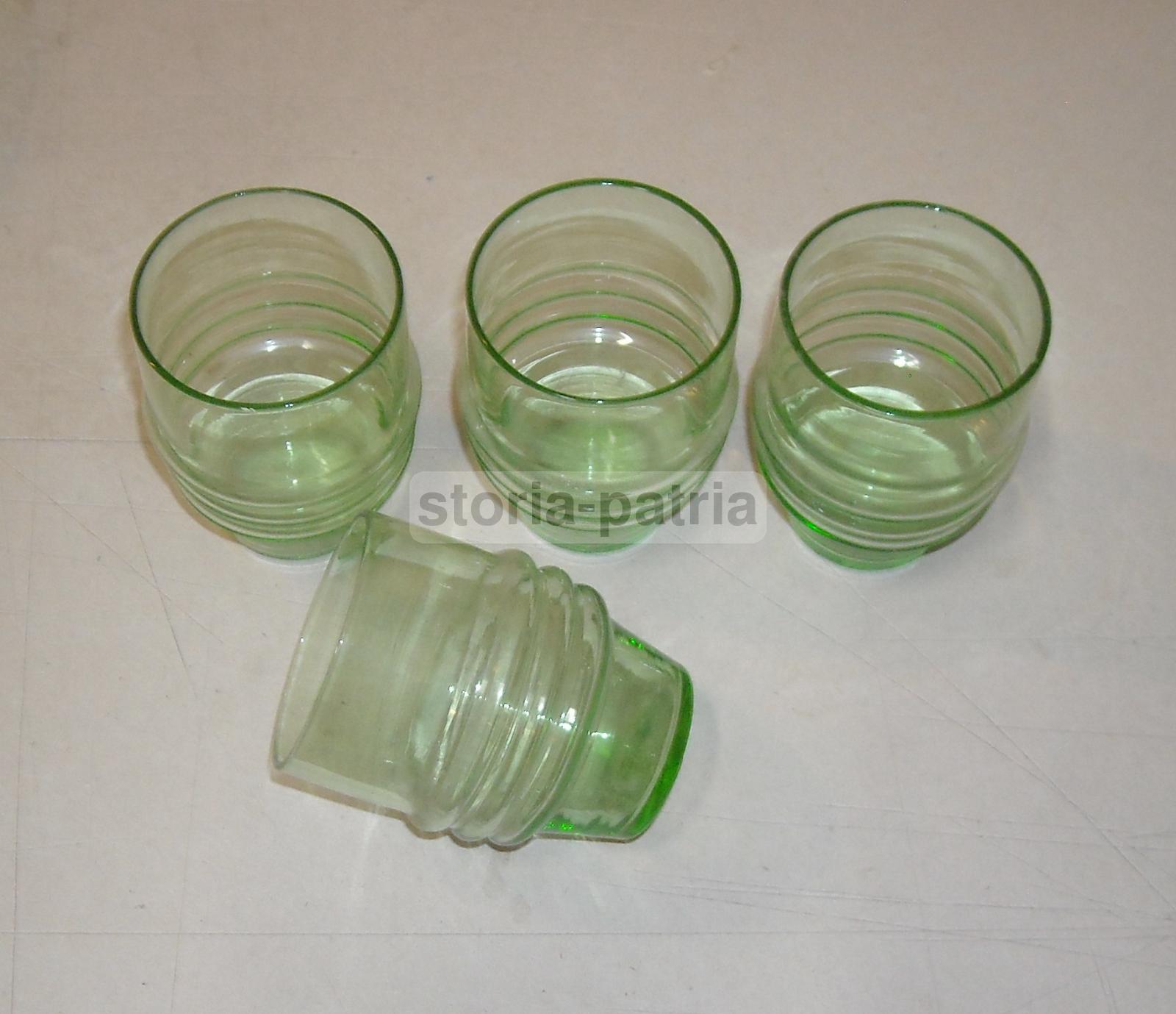 Soprammobili d'Epoca, Vetri Da Tavola, Servizio Decorativo, Vetro Verde, Bicchierini immagine 14