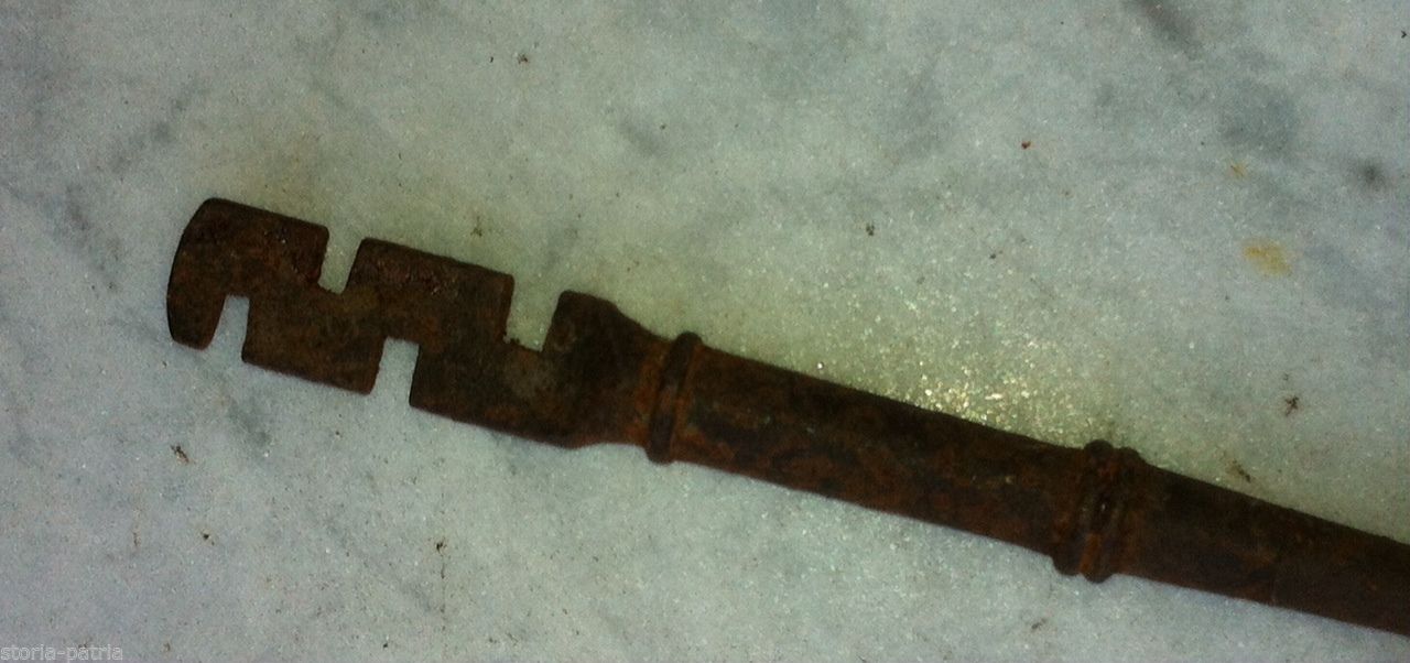 Tecnica, Vetro, Antico Attrezzo In Ferro Battuto, Interessante, Da Collezione immagine 1
