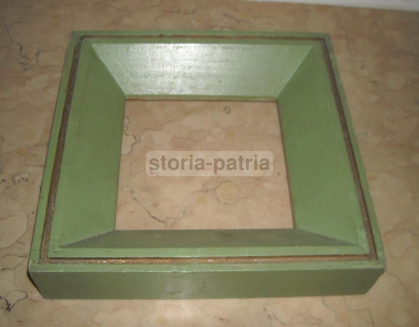 Utile Cornice d'Epoca, Graziose Dimensioni, Forma Quadrata, Legno Laccato Verde, 900 immagine 3